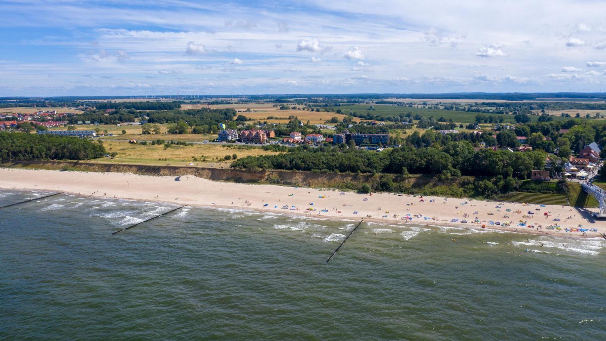 Aparthouse Cliff By Orka 150 M Beach And Sea Trzesacz Exterior photo